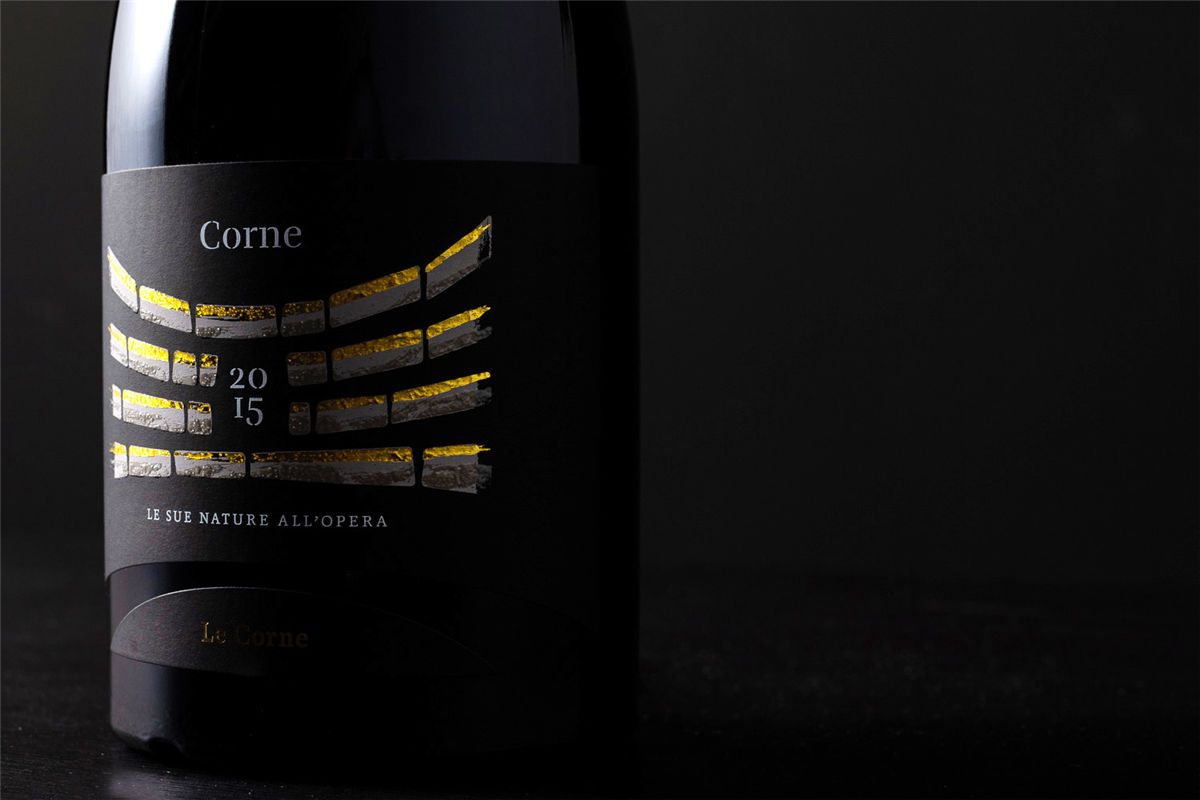 西安紅酒包裝設計公司包裝設計分析與參考(圖1)