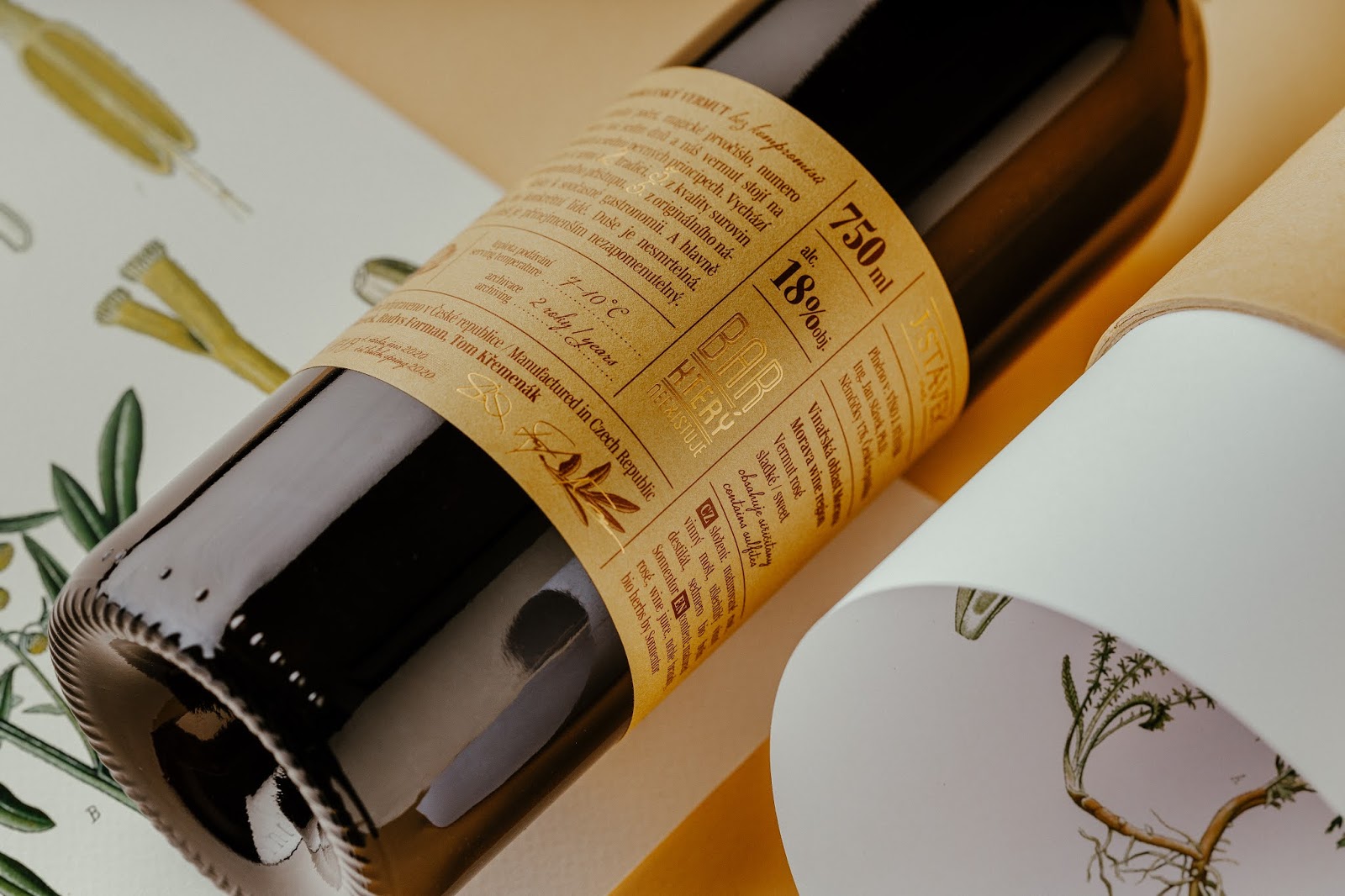 紅酒酒標設計瓶型設計(圖3)