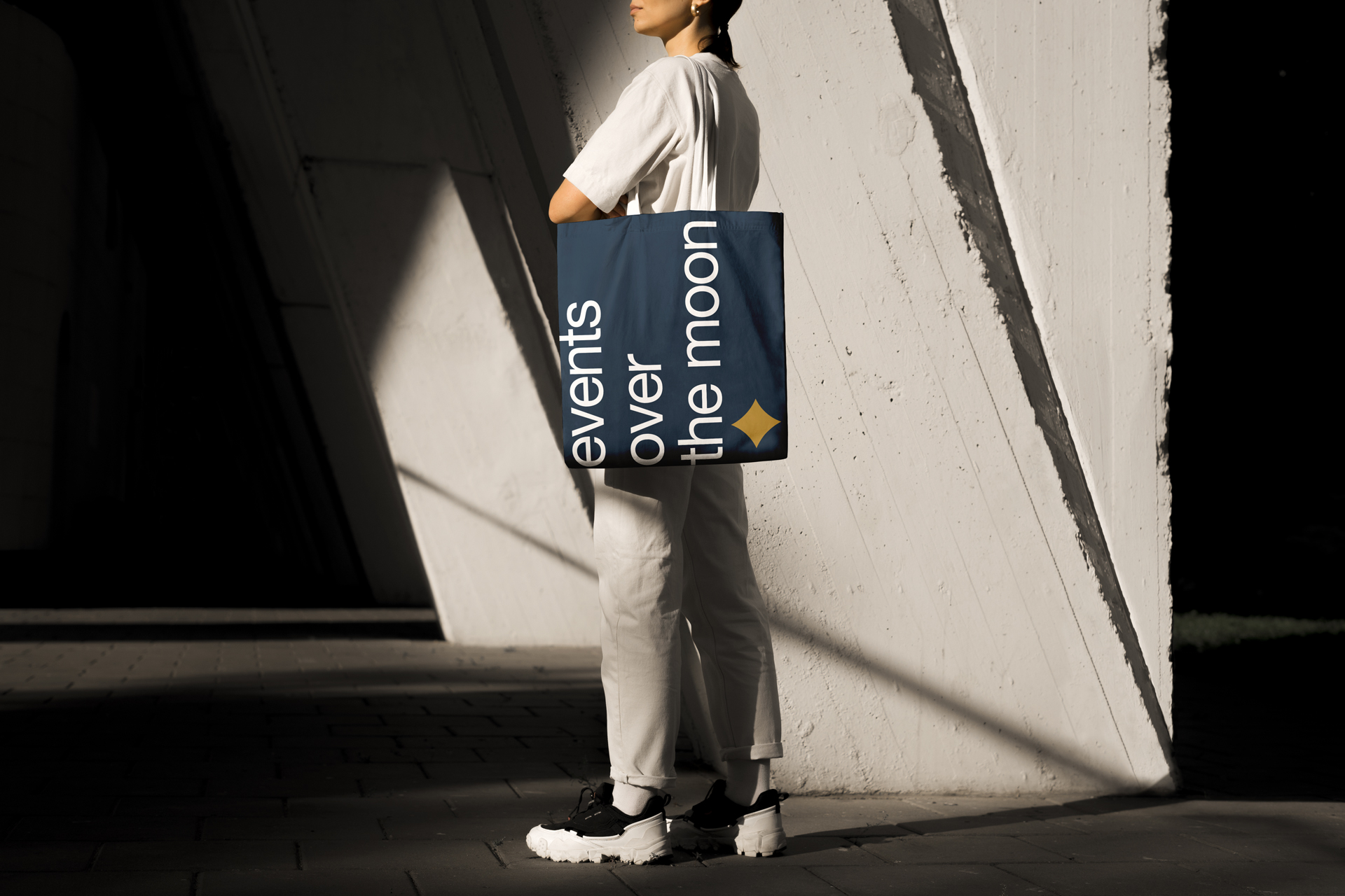 服裝箱包品牌包裝怎么做(圖1)