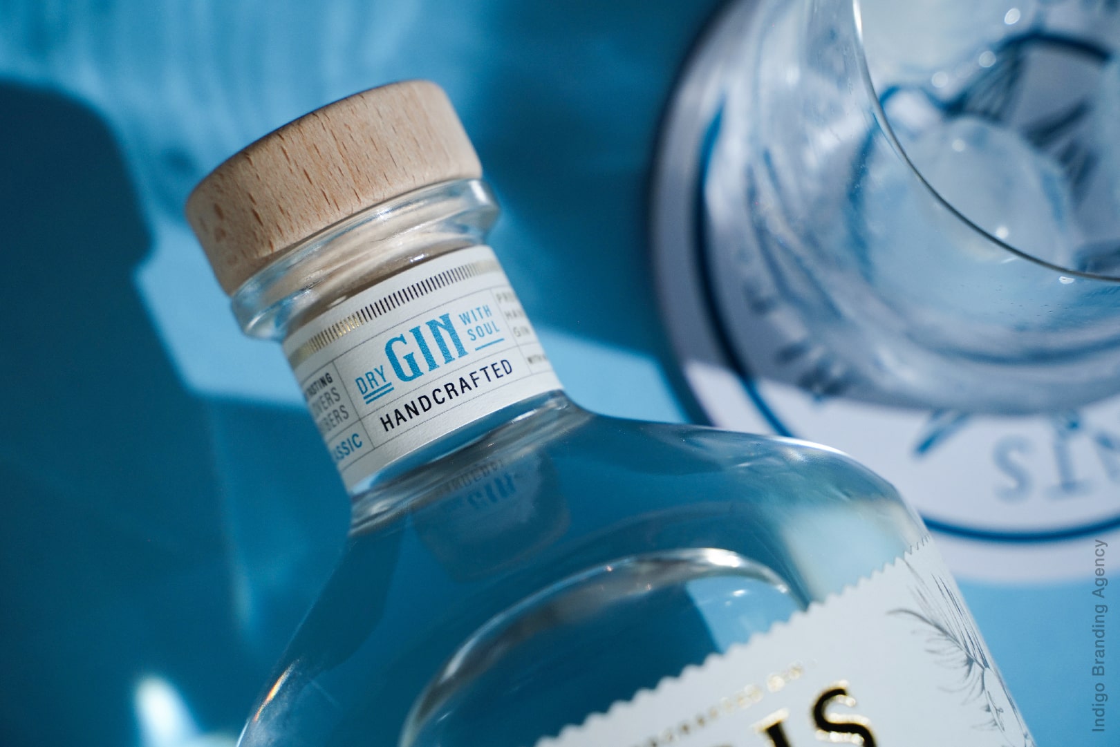 杜松子酒包裝策劃設(shè)計(圖9)