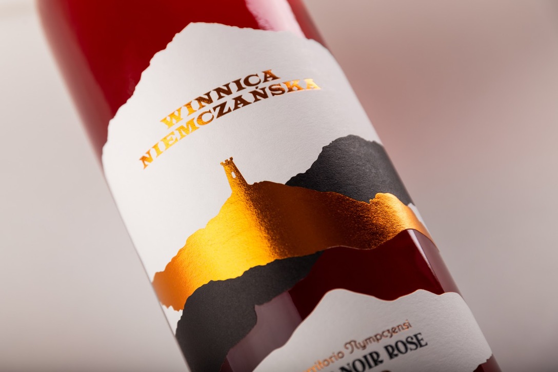波蘭獲獎葡萄酒獨特包裝設(shè)計欣賞(圖6)