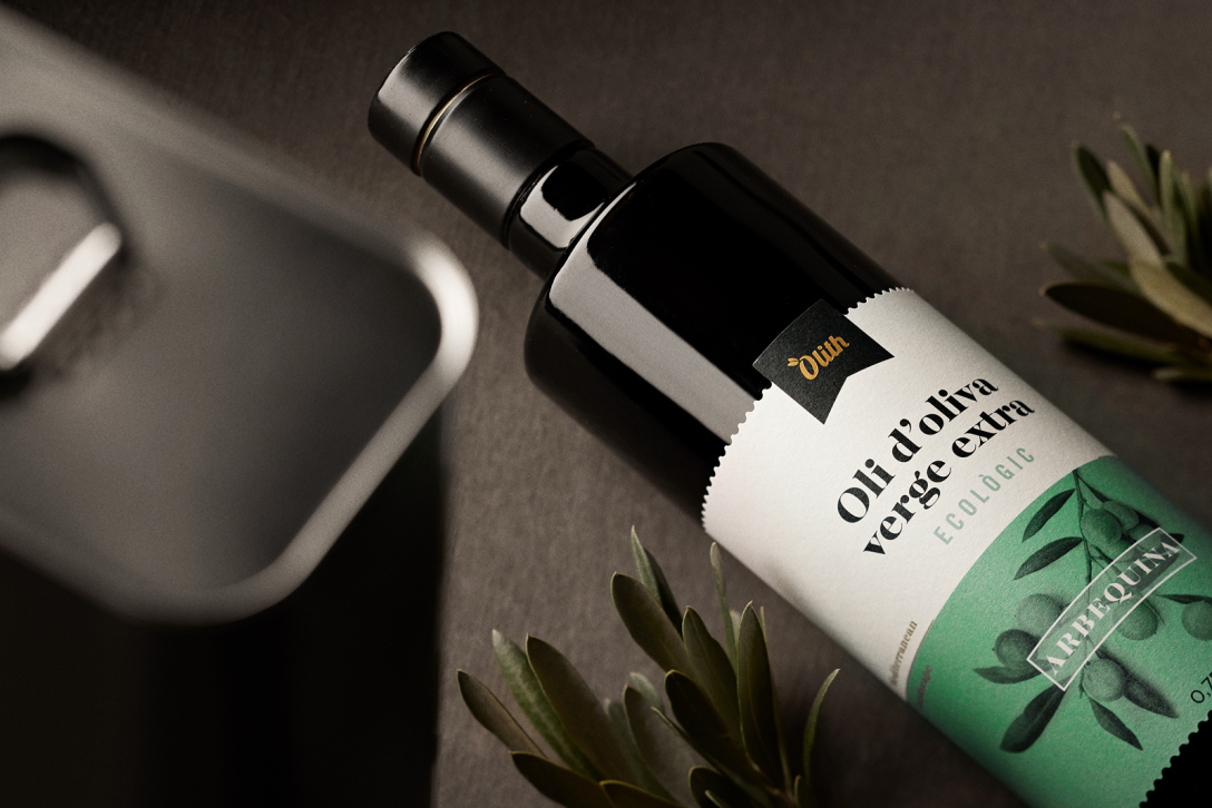 Olith高品質橄欖油包裝設計參考(圖2) Olith高品質橄欖油包裝設計參考(圖2)