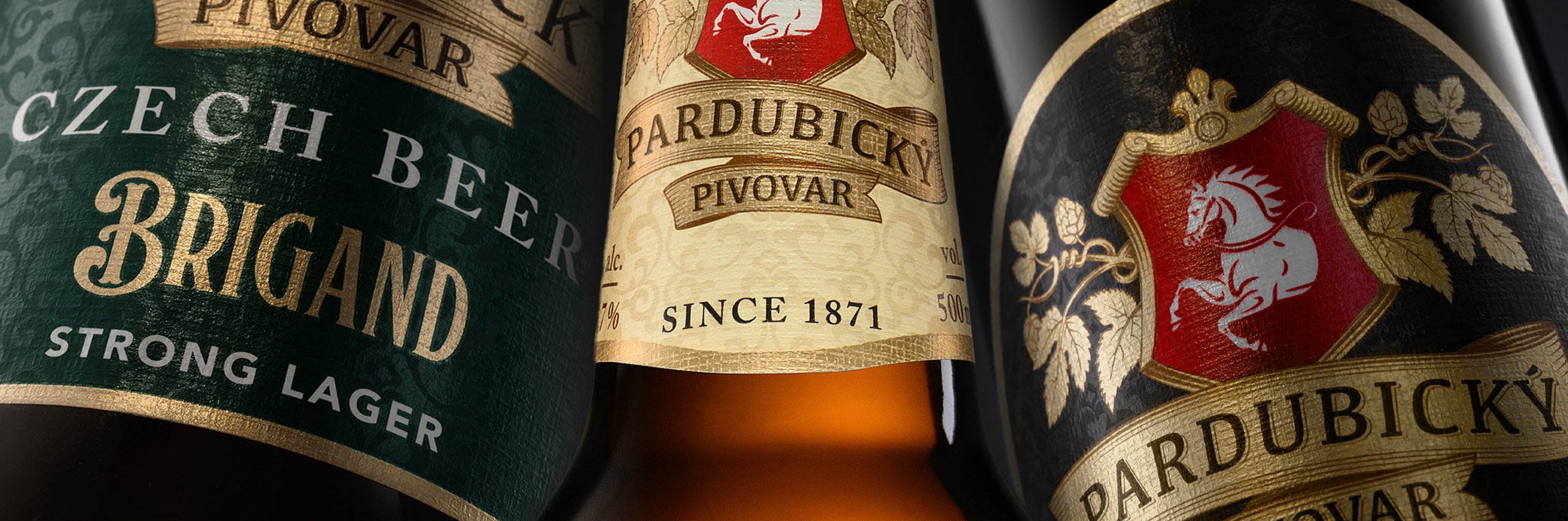 捷克啤酒包裝這樣設計優雅而高貴(圖4)