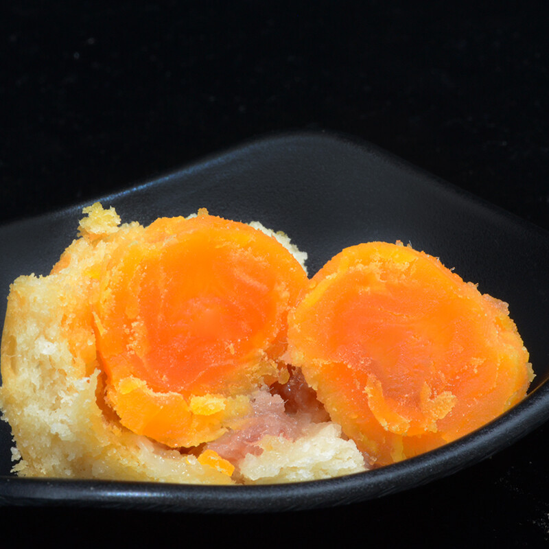 虹山如愿 火腿蛋黃滇式月餅 100g*10袋包裝禮盒產品包裝創意設計欣賞(圖4)