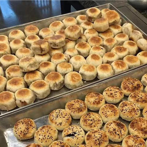 胥城月餅 鮮肉蘇式月餅 蟹克黃咸味 10個(gè)包裝禮盒產(chǎn)品包裝創(chuàng)意設(shè)計(jì)欣賞(圖2)