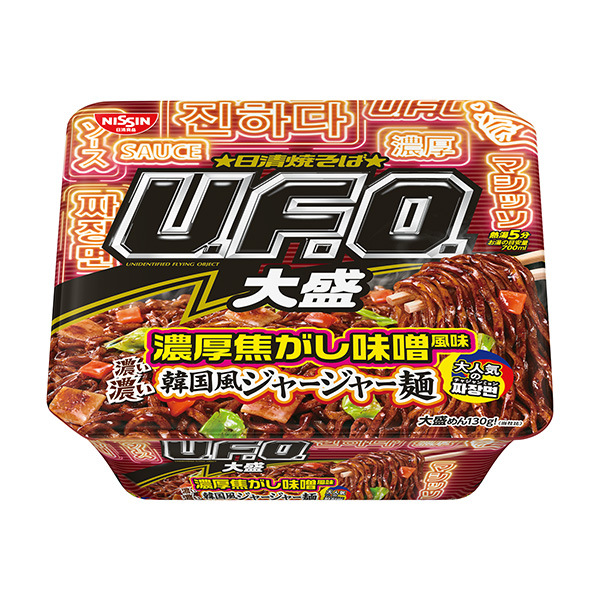 日清炒面U.F.O .大盛濃韓國風味炸醬面包裝設計欣賞(圖1)